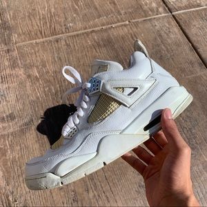 Air Jordan 4 Retro
